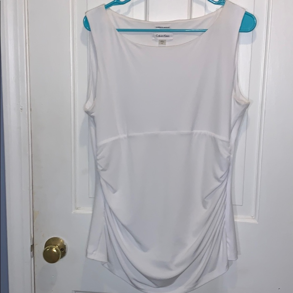 Calvin Klein invisible fit solution top